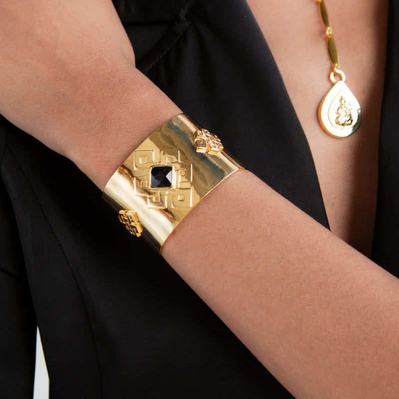 Endless Knot Cuff