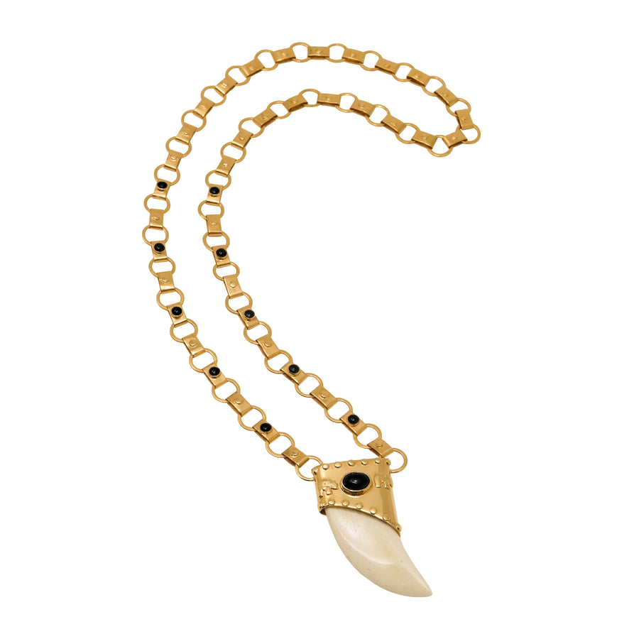 Majestic Curve Necklace